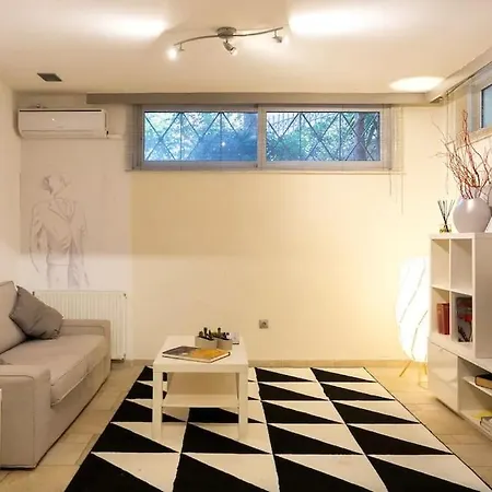 Parou Apartamento Atenas